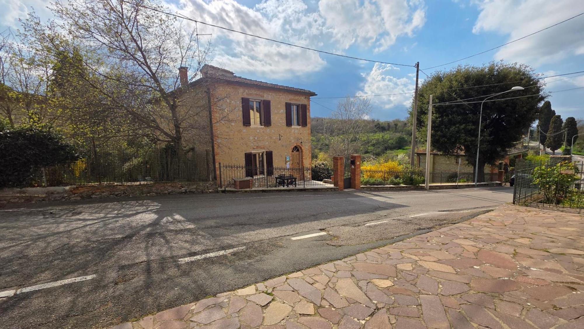 Вилла A Casa Di Gabri Montefollonico Экстерьер фото