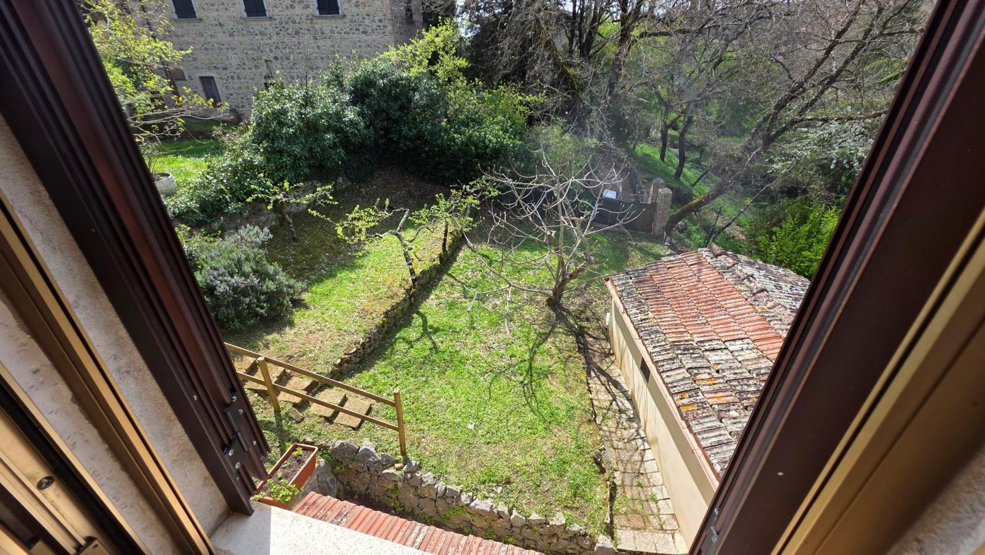 Вилла A Casa Di Gabri Montefollonico Экстерьер фото