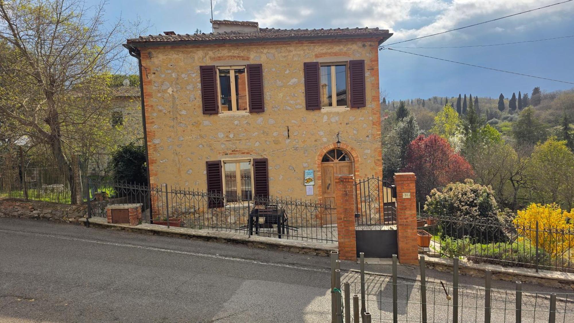 Вилла A Casa Di Gabri Montefollonico Экстерьер фото