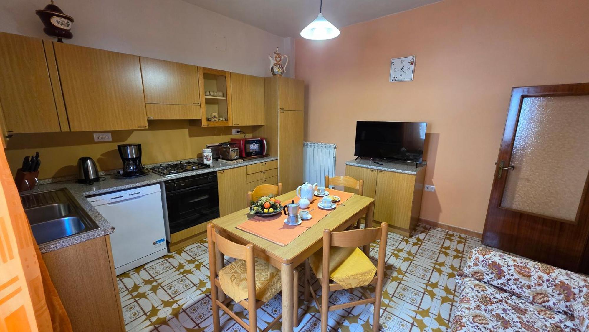 Вилла A Casa Di Gabri Montefollonico Экстерьер фото